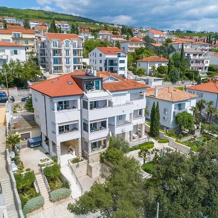 Apartment Lucia
