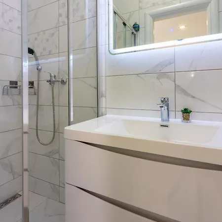 Lucia Apartment Crikvenica