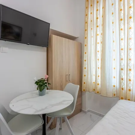 Lucia Apartment
