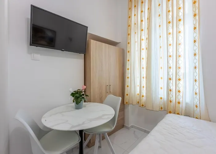 Lucia Apartmán
